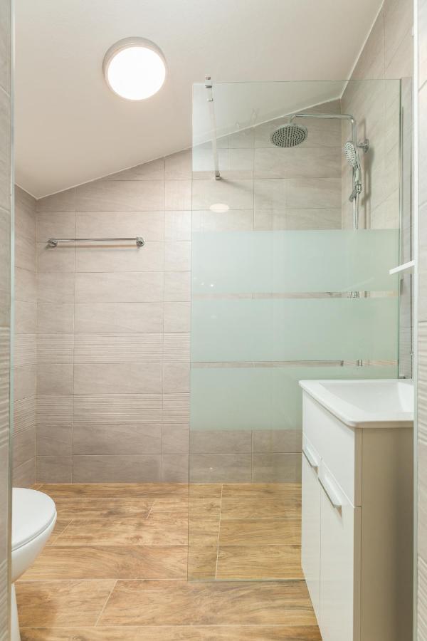 Wine House Apartments & Rooms Marceta Fažana Esterno foto
